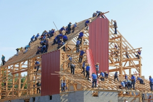 Amish barn raising